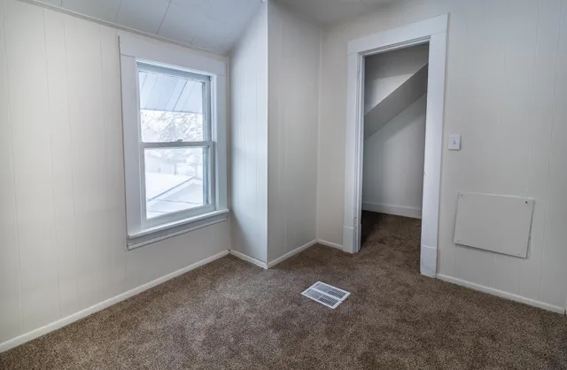 $180,000 | 847 32nd Avenue North, St. Cloud, MN 56303