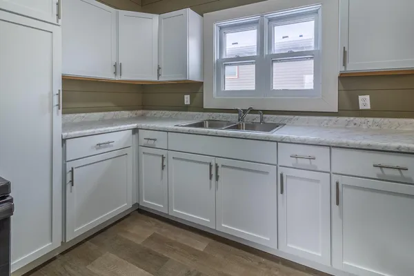 $172,500 | 847 32nd Avenue North, St. Cloud, MN 56303