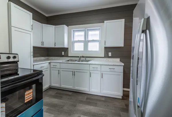 $172,500 | 847 32nd Avenue North, St. Cloud, MN 56303