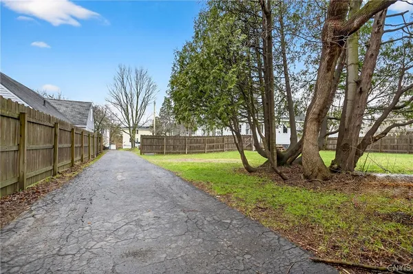$239,000 | 420 Highland Avenue, De Witt, NY 13057