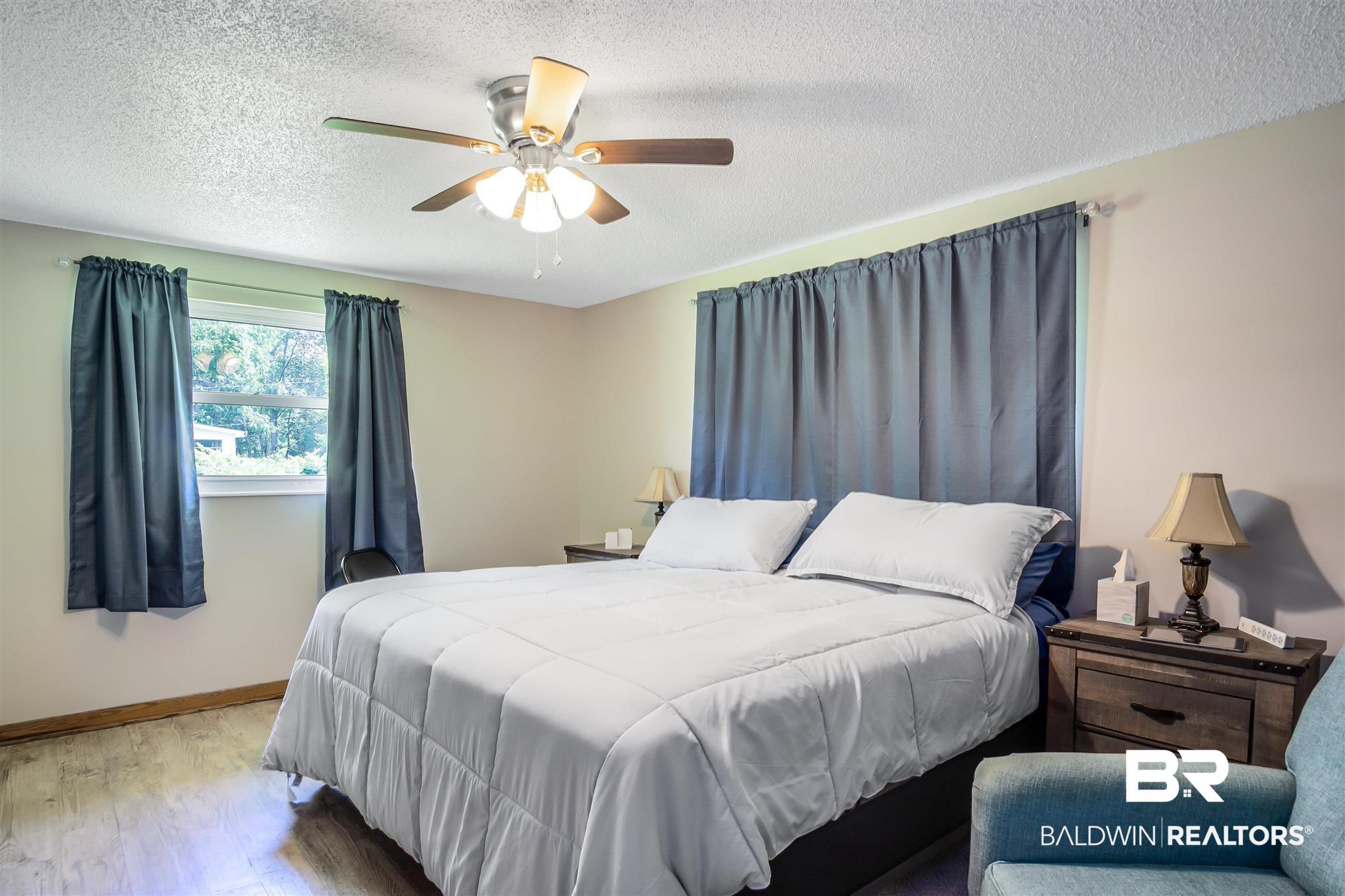 211 South Stuart Street Foley, AL 36535 - Photo 15 of 18