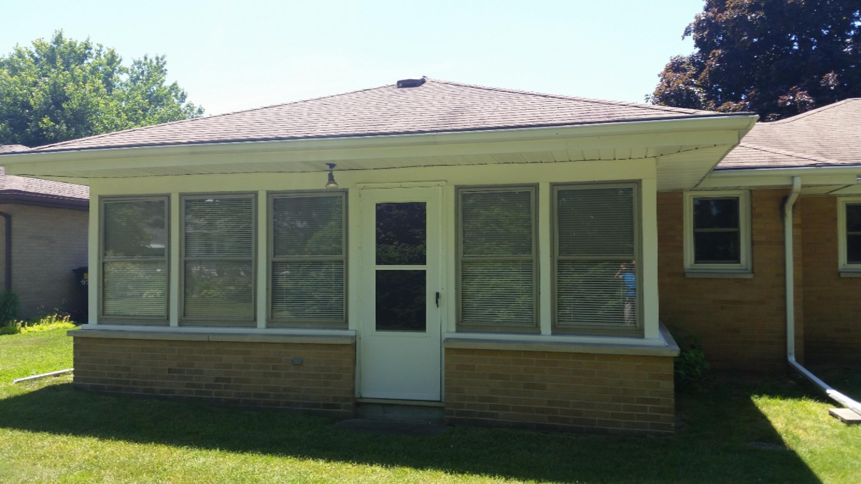 3508 Olney Road Kalamazoo, MI 49006 - Photo 4 of 19 Three season porch