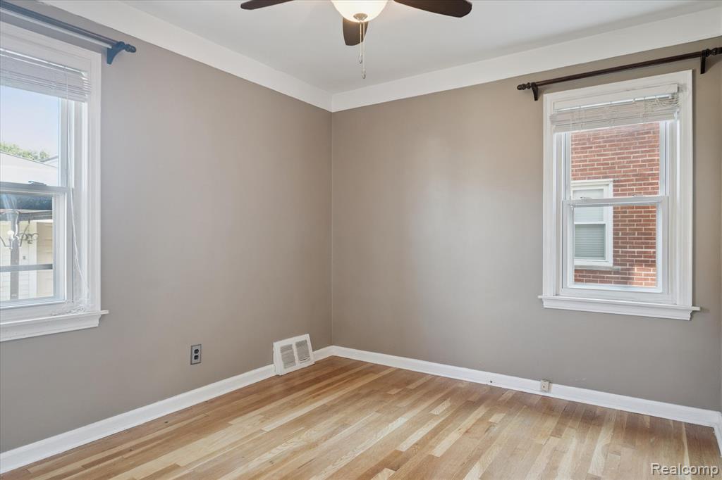 15224 Champaign Road Allen Park, MI 48101 - Photo 20 of 46 Gallery Image 20