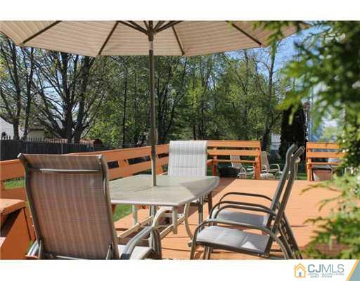 8 Sinclair Road Edison, NJ 08820 - Photo 10 of 11