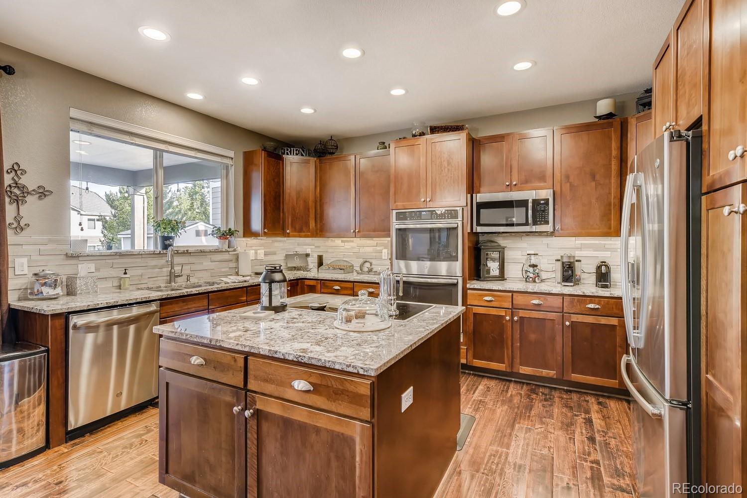 4344 Ivycrest Point Highlands Ranch, CO 80130 - Photo 9 of 31 Gallery Image 9