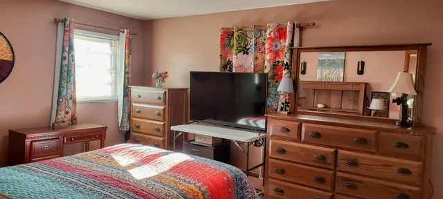 $237,000 | 642 East 6th Street, Owen, WI 54460