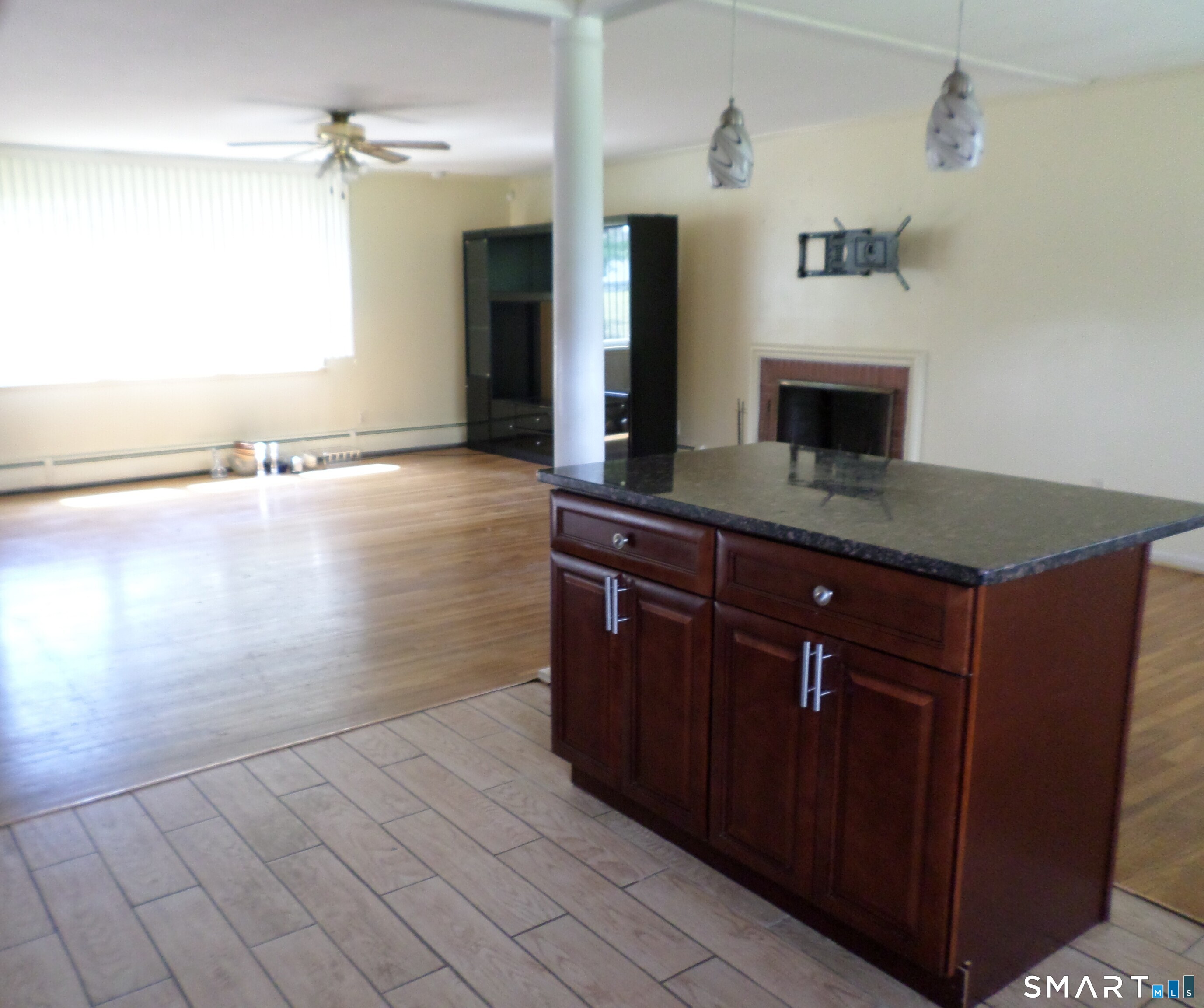7 Craigmore Road Bloomfield, CT 06002 - Photo 13 of 20
