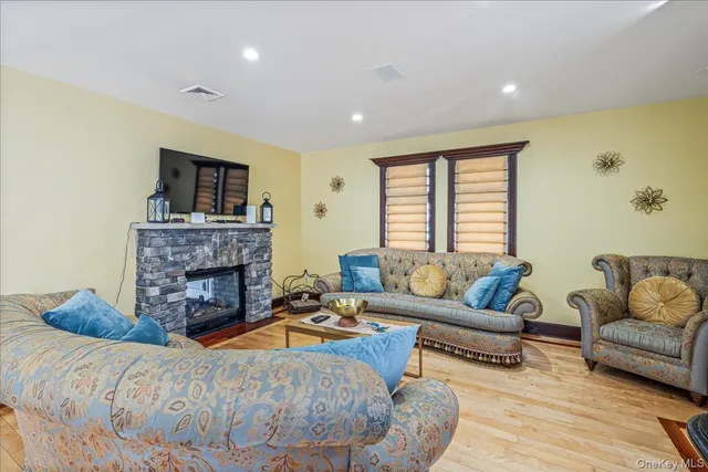 $1,500,000 | 8230 58th Avenue | Maspeth