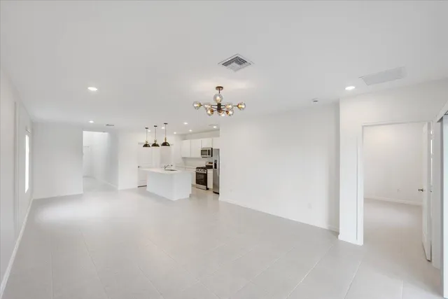 $2,900 | 11161 Fernbrook Drive, Port St. Lucie, FL 34987