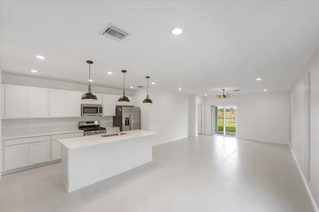 $2,900 | 11161 Fernbrook Drive, Port St. Lucie, FL 34987