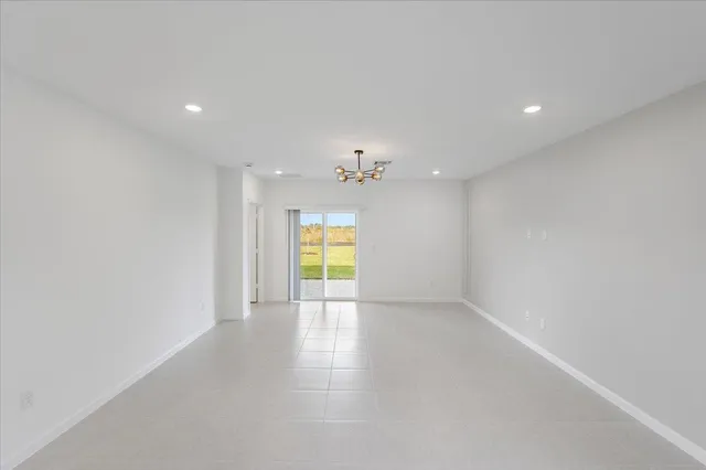 $2,900 | 11161 Fernbrook Drive, Port St. Lucie, FL 34987