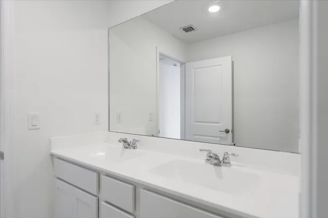 $2,900 | 11161 Fernbrook Drive, Port St. Lucie, FL 34987