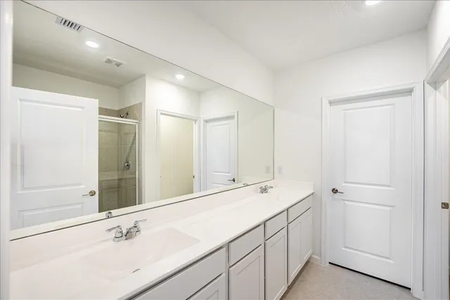 $2,900 | 11161 Fernbrook Drive, Port St. Lucie, FL 34987