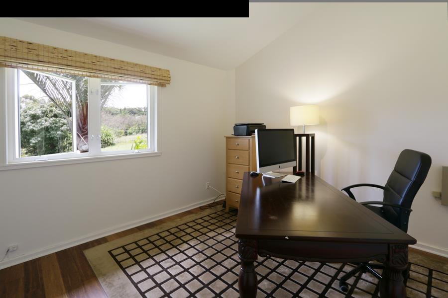 700 Pakanu Street Haiku, HI 96708 - Photo 16 of 28 a workspace with furniture and window