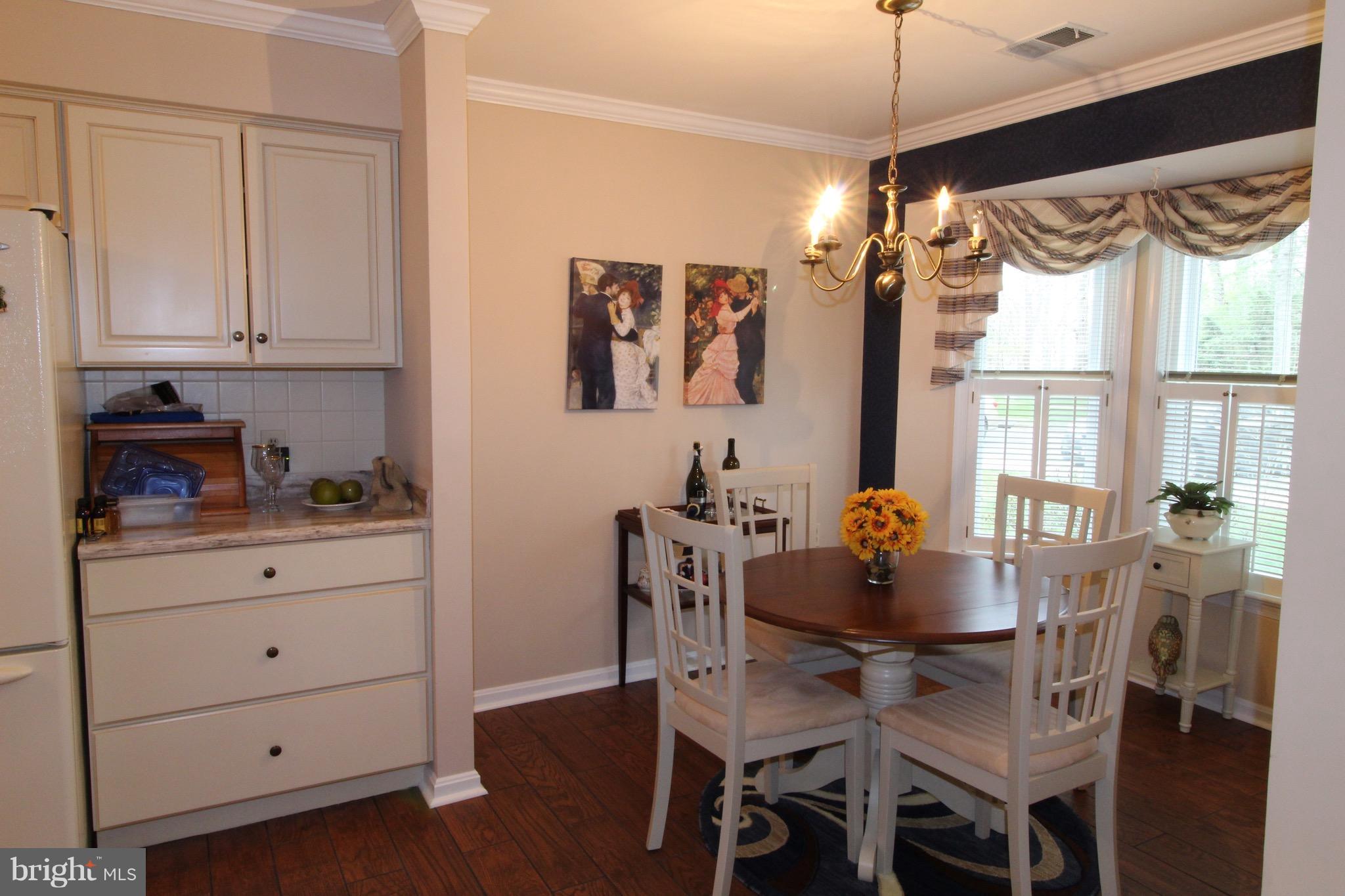 935 Riversedge Circle Annapolis, MD 21401 - Photo 5 of 20 Kitchen
