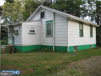 84 Tuckerton Road Vincentown, NJ 08088 - Photo 2 of 6 Exterior Back