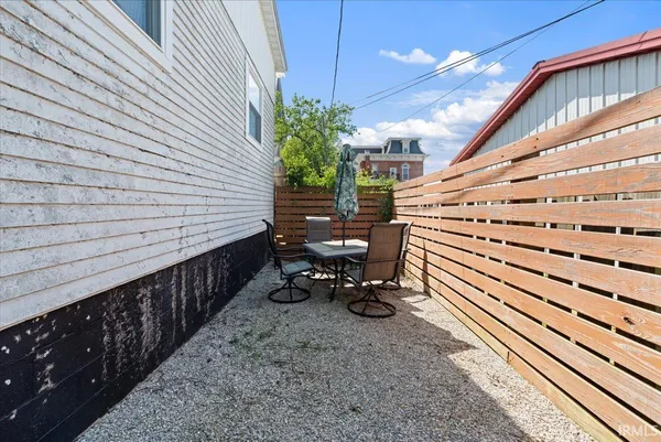 $204,900 | 819 18th Street, Bedford, IN 47421