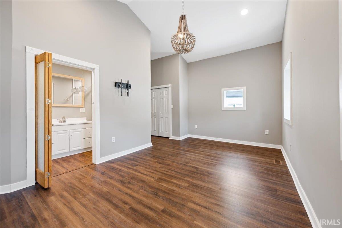 819 18th Street Bedford, IN 47421 - Photo 7 of 20