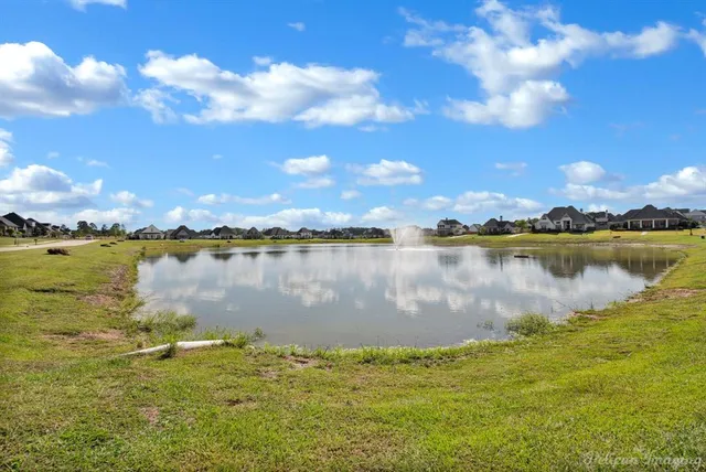 a view of a outdoor space