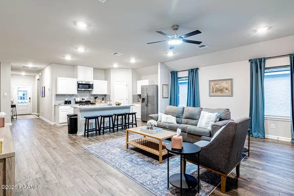 $5,000 | 125 Lake Ridge Drive, Broussard, LA 70518