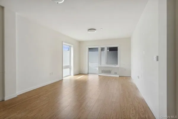 $3,905 | 120 North Pearl Street, Unit 407, Port Chester, NY 10573