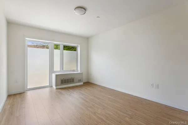 $3,905 | 120 North Pearl Street, Unit 407, Port Chester, NY 10573