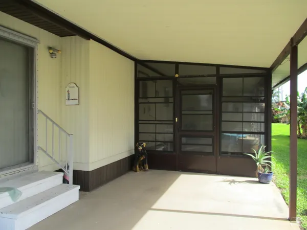 $1,800 | 7915 Southeast Independence Avenue, Hobe Sound, FL 33455