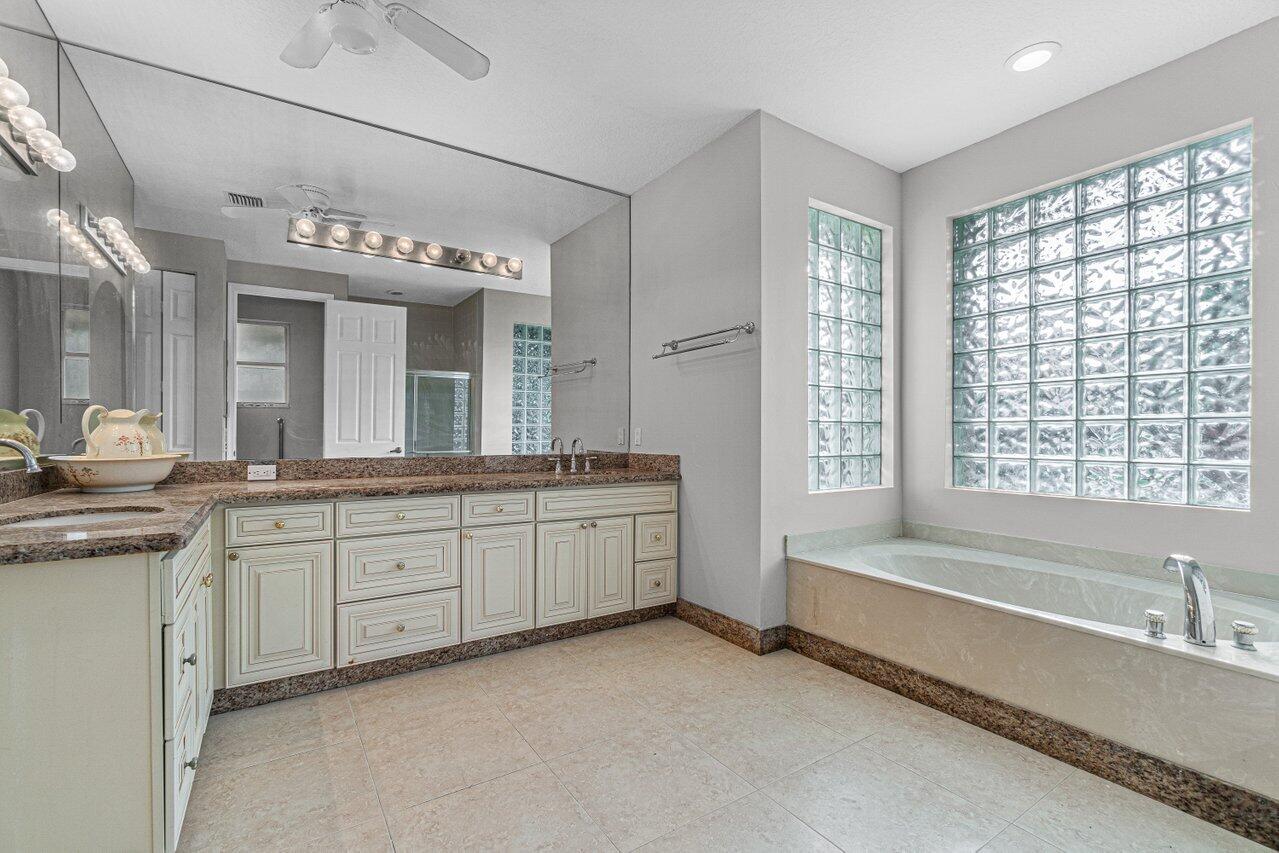 7481 Falls Road West Boynton Beach, FL 33437 - Photo 21 of 33 Master Bathroom