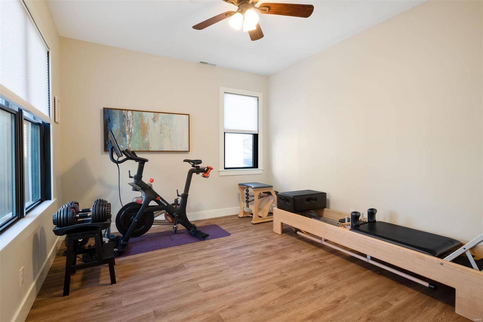 7330 Flora Avenue St. Louis, MO 63143 - Photo 7 of 29