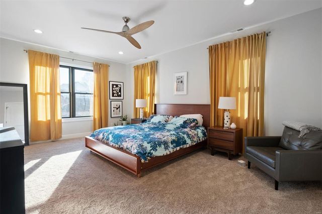 $675,000 | 7330 Flora Avenue, St. Louis, MO 63143