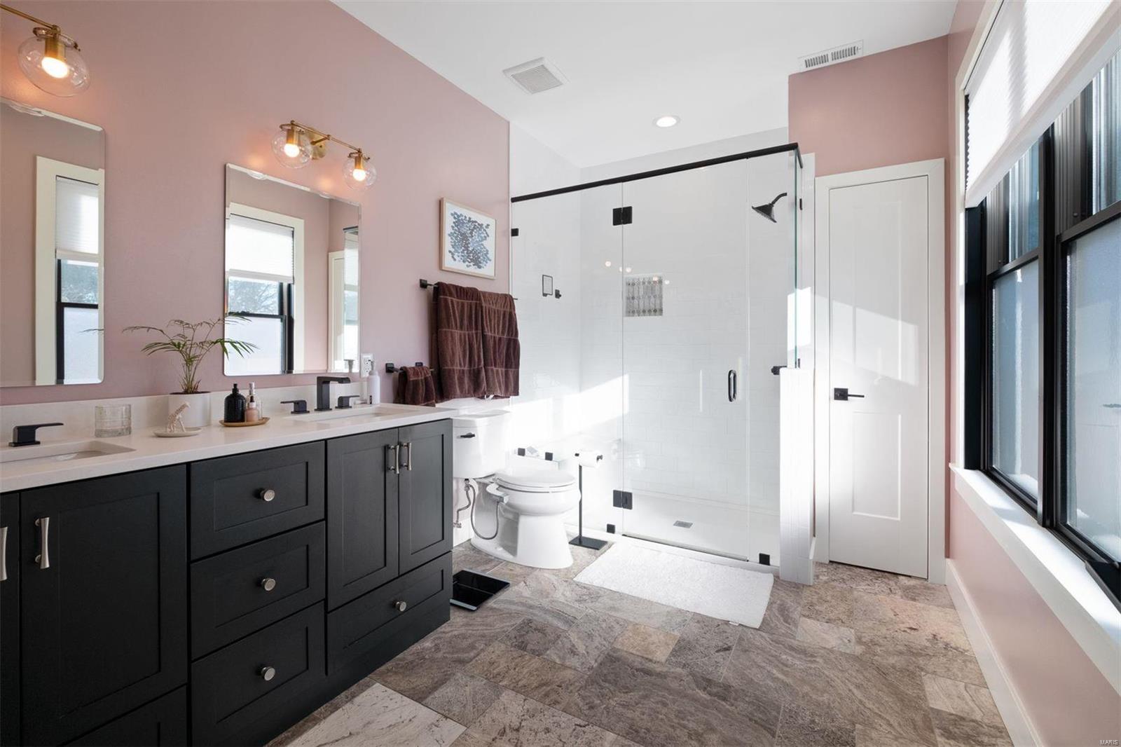 7330 Flora Avenue St. Louis, MO 63143 - Photo 10 of 29