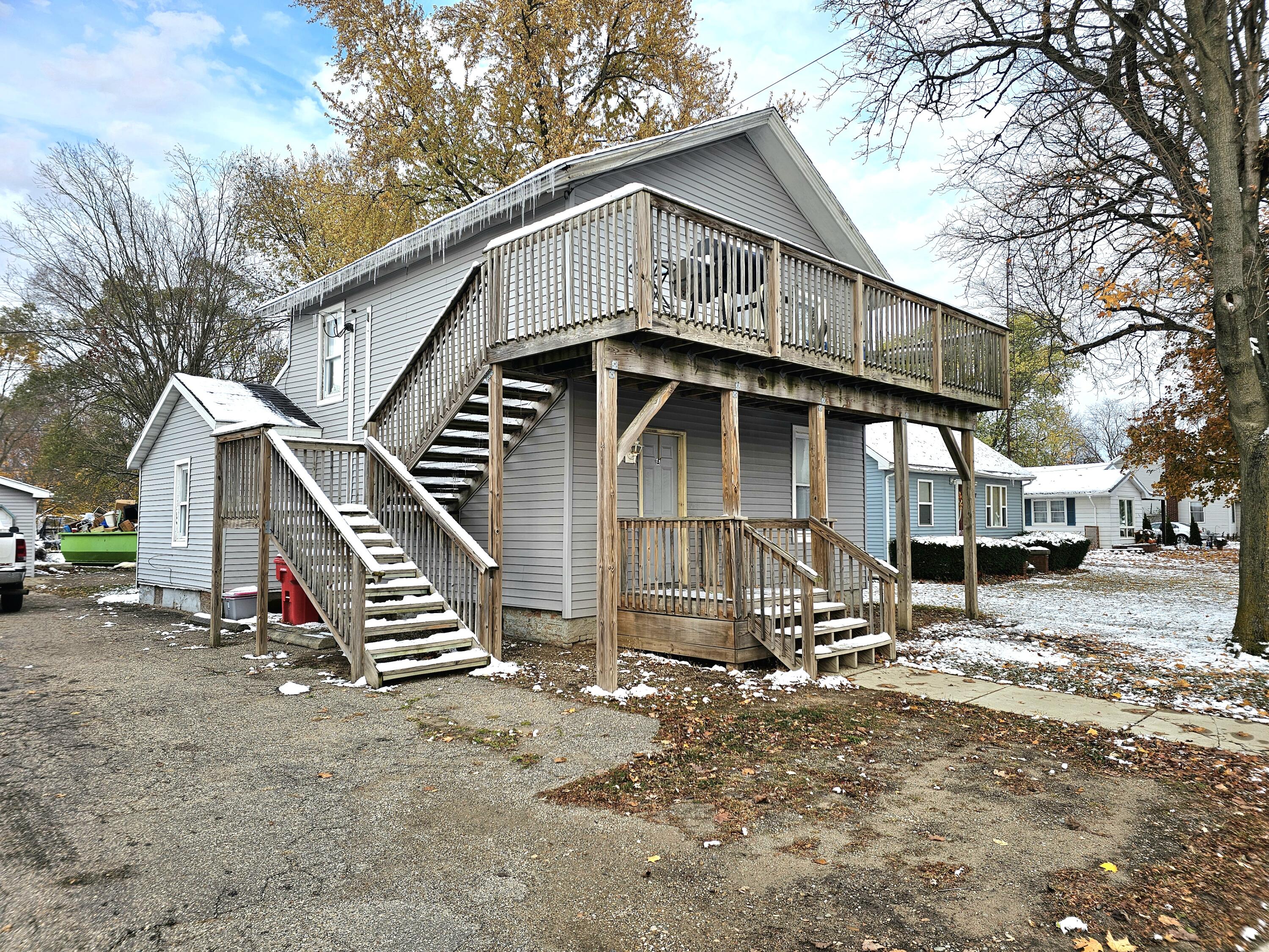 505 East Chicago Road White Pigeon, MI 49099 - Photo 2 of 22 20251111_155224