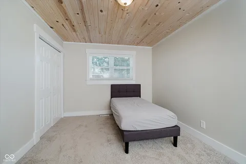 $285,000 | 5221 Moonlight Drive, Indianapolis, IN 46226