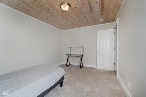 $285,000 | 5221 Moonlight Drive, Indianapolis, IN 46226