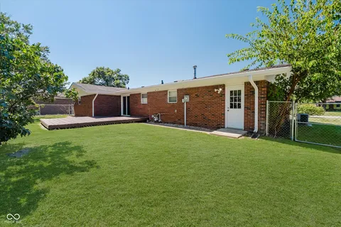 $285,000 | 5221 Moonlight Drive, Indianapolis, IN 46226