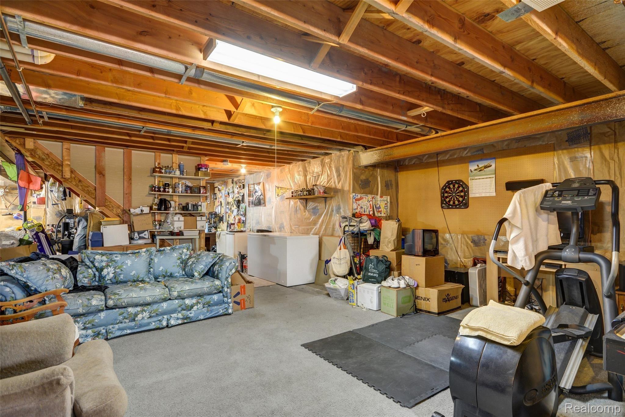 6187 Hellner Road Ann Arbor, MI 48105 - Photo 28 of 50 Hellner_30.jpg