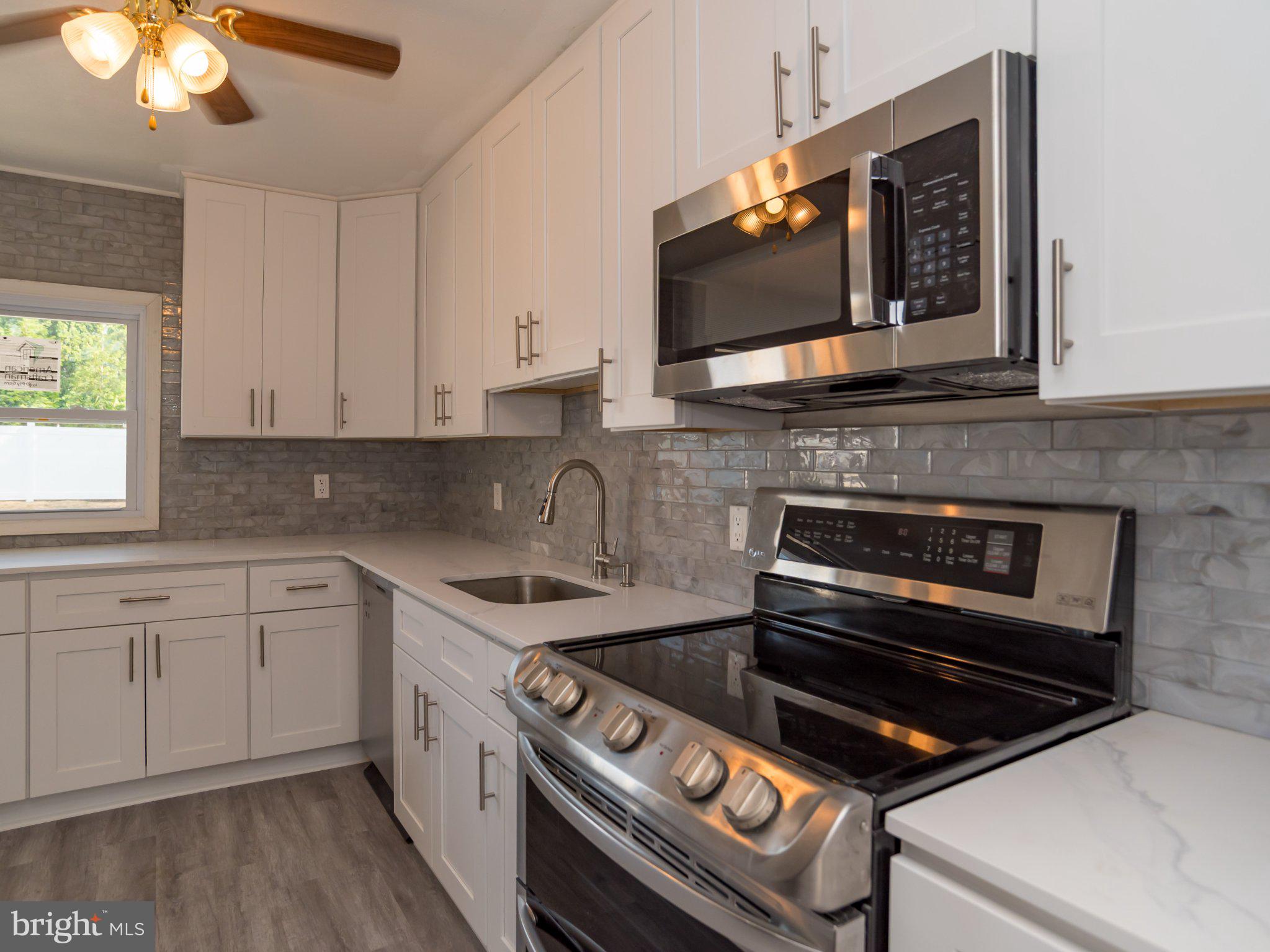 317 Andover Road Fairless Hills, PA 19030 - Photo 4 of 20 Gallery Image 4