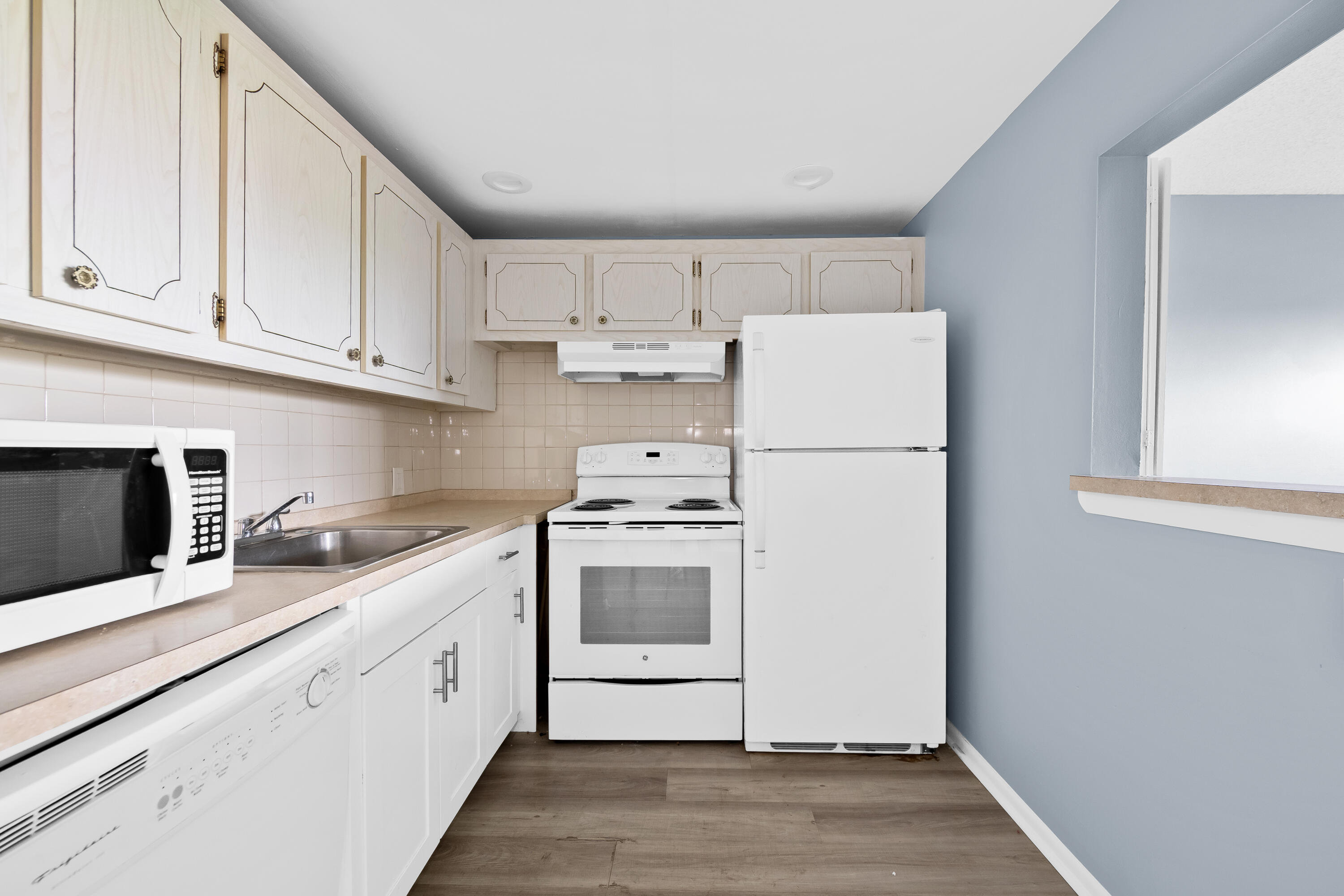 148 Preston Way, Unit 148 Boca Raton, FL 33434 - Photo 5 of 17 DSC_0738