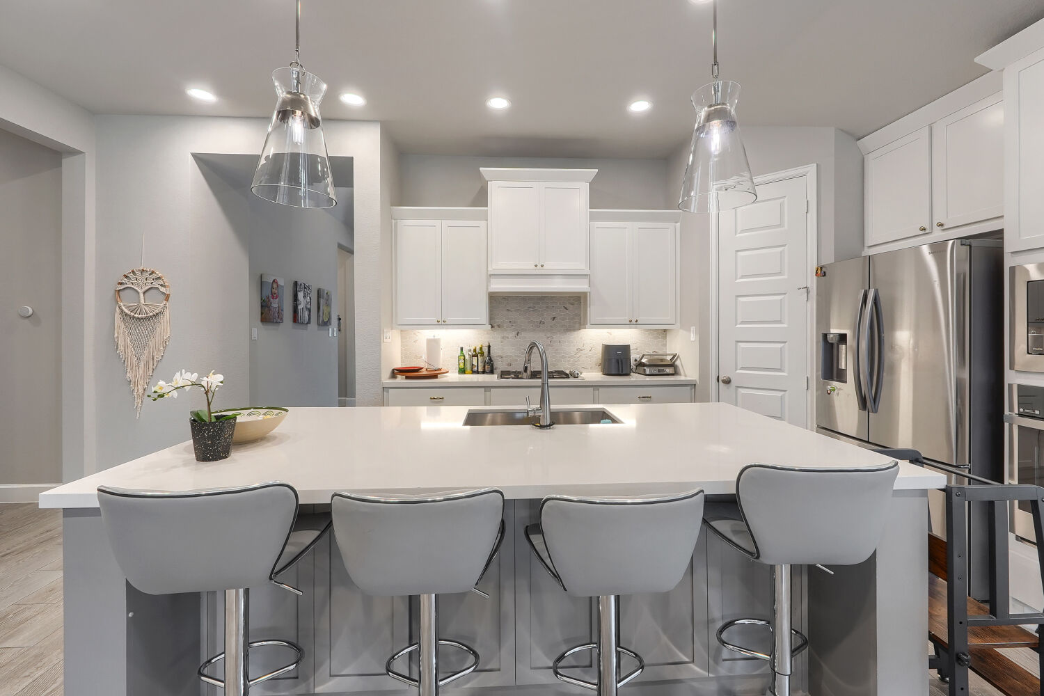 308 Fawn Riv Run Kyle, TX 78640 - Photo 4 of 25 Spacious kitchen with a large island and plenty of room to gather.