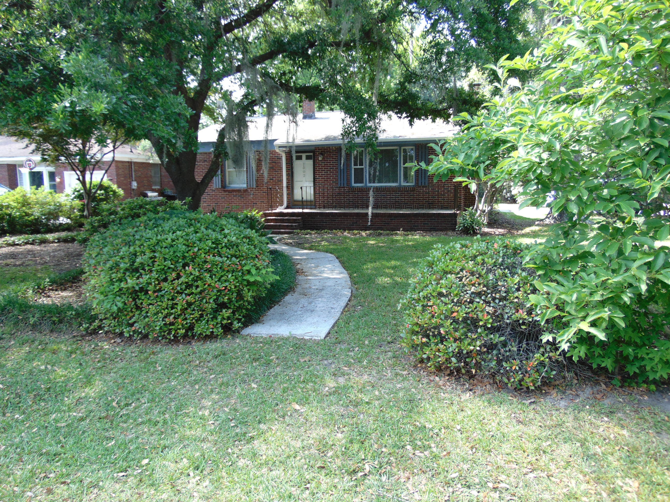 1002 West Recess Road Hanahan, SC 29410 - Photo 1 of 37 1002 W RECESS