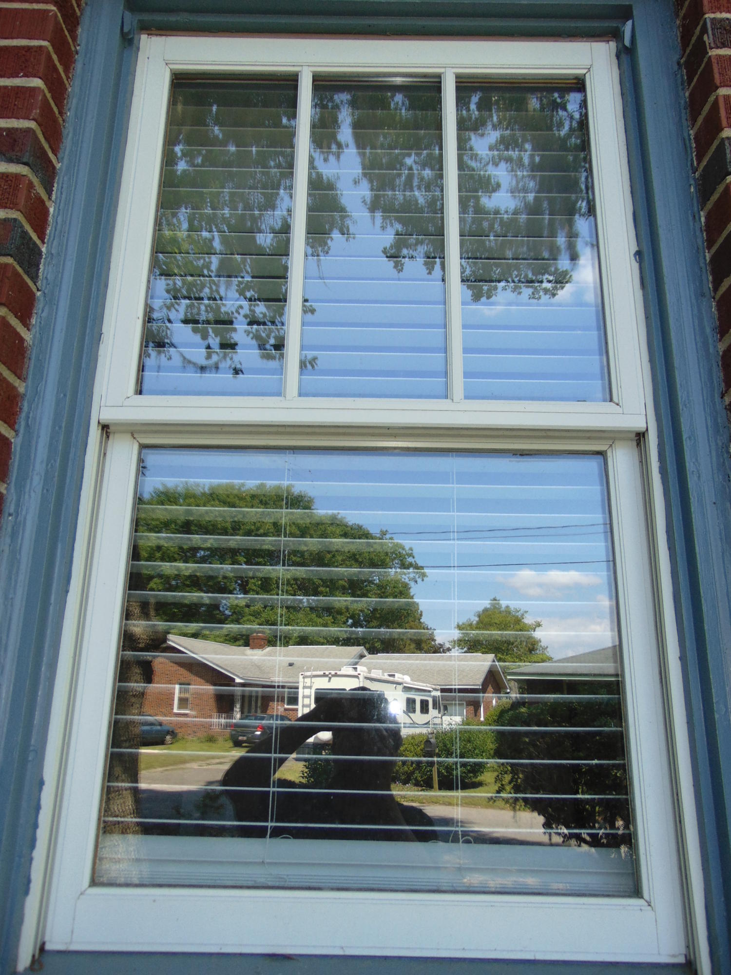 1002 West Recess Road Hanahan, SC 29410 - Photo 12 of 37 INSULATED WINDOWS