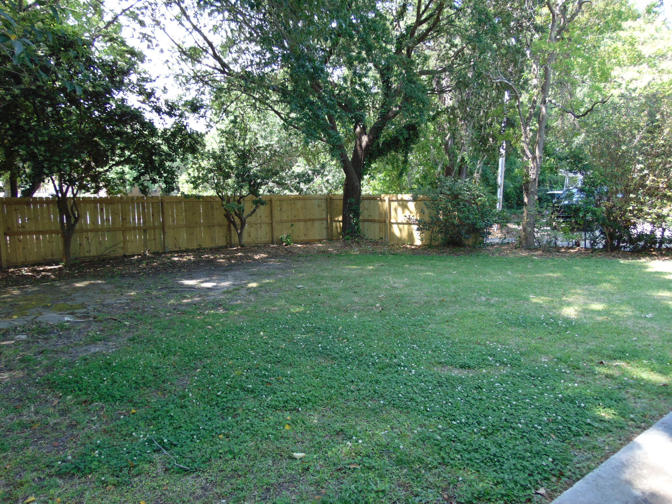 1002 West Recess Road Hanahan, SC 29410 - Photo 24 of 37 NEW PRIVACY FENCE