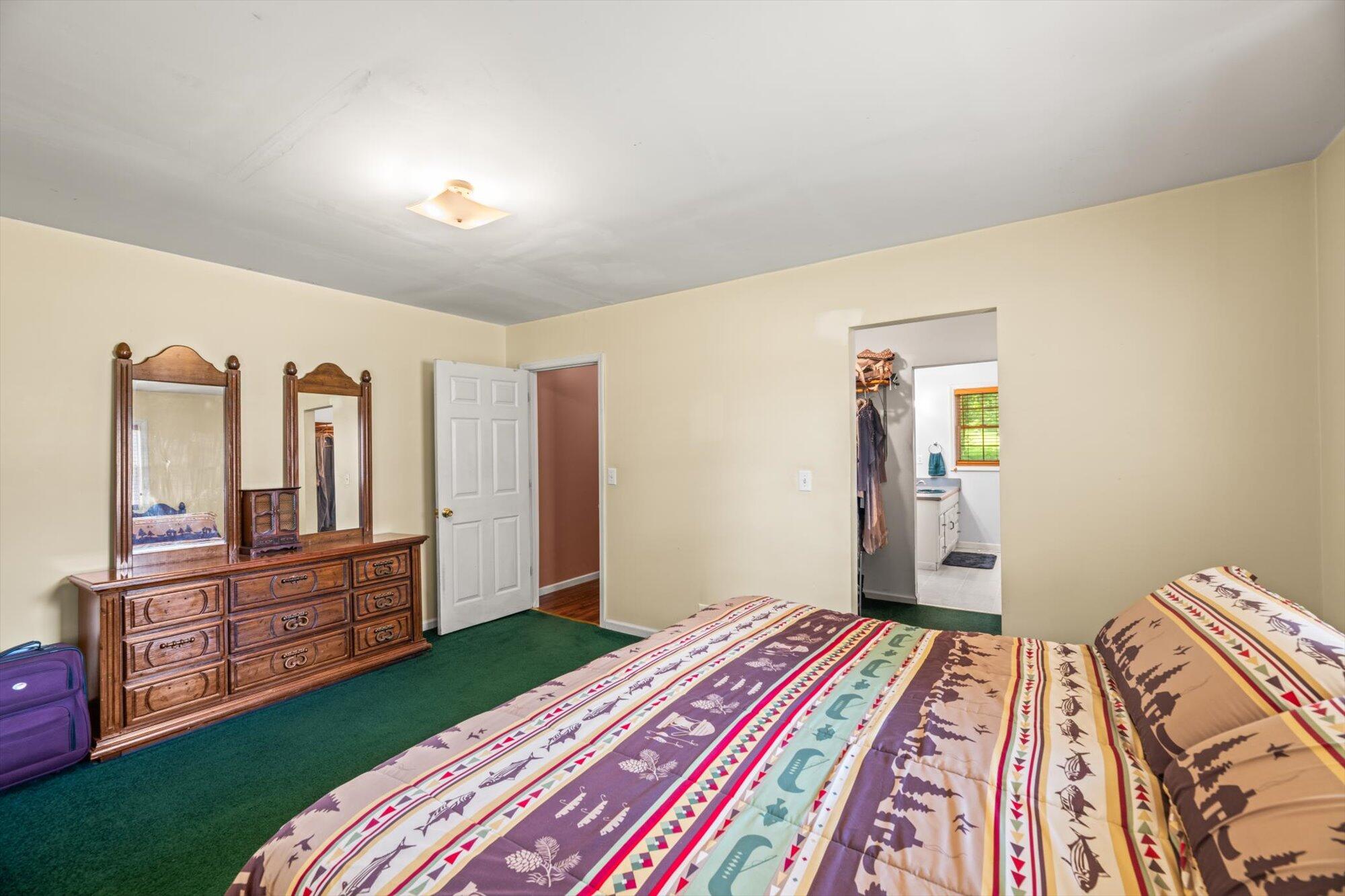 152 Hiwassee Drive Decatur, TN 37322 - Photo 17 of 53 14-152-Hiwassee-Dr-Decatur-TN-14