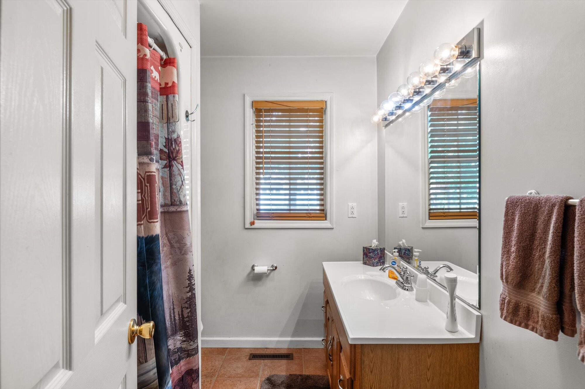 152 Hiwassee Drive Decatur, TN 37322 - Photo 21 of 53 33-152-Hiwassee-Dr-Decatur-TN-33