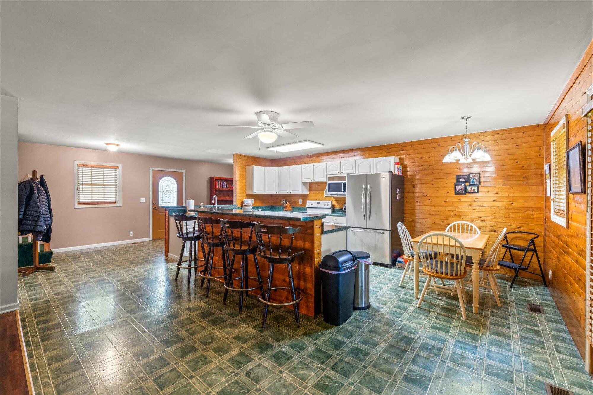 152 Hiwassee Drive Decatur, TN 37322 - Photo 8 of 53 26-152-Hiwassee-Dr-Decatur-TN-26