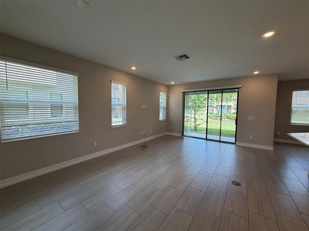 4565 Ancona Way Wesley Chapel, FL 33543 - Photo 10 of 22