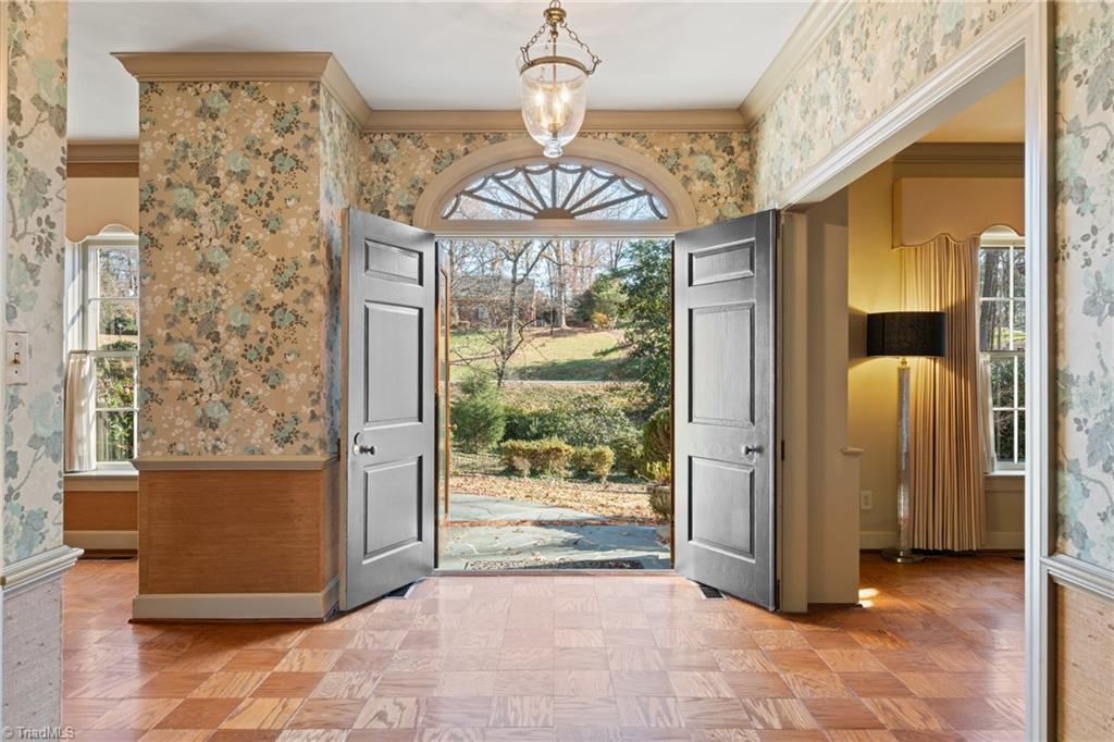 117 Magnolia Road Lexington, NC 27292 - Photo 6 of 50 Gallery Image 6