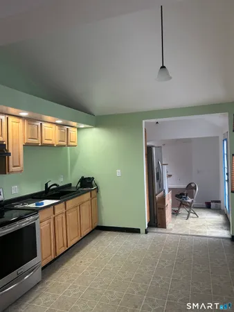 $2,000 | 26 Sunnydale Road, East Hartford, CT 06118