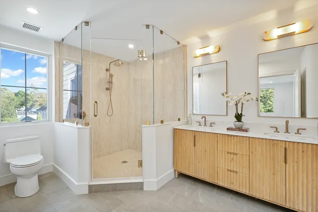 $1,789,000 | 15 Jewett Place, Unit C, Newton, MA 02458