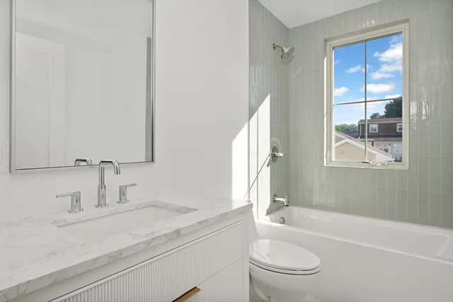 $1,789,000 | 15 Jewett Place, Unit C, Newton, MA 02458